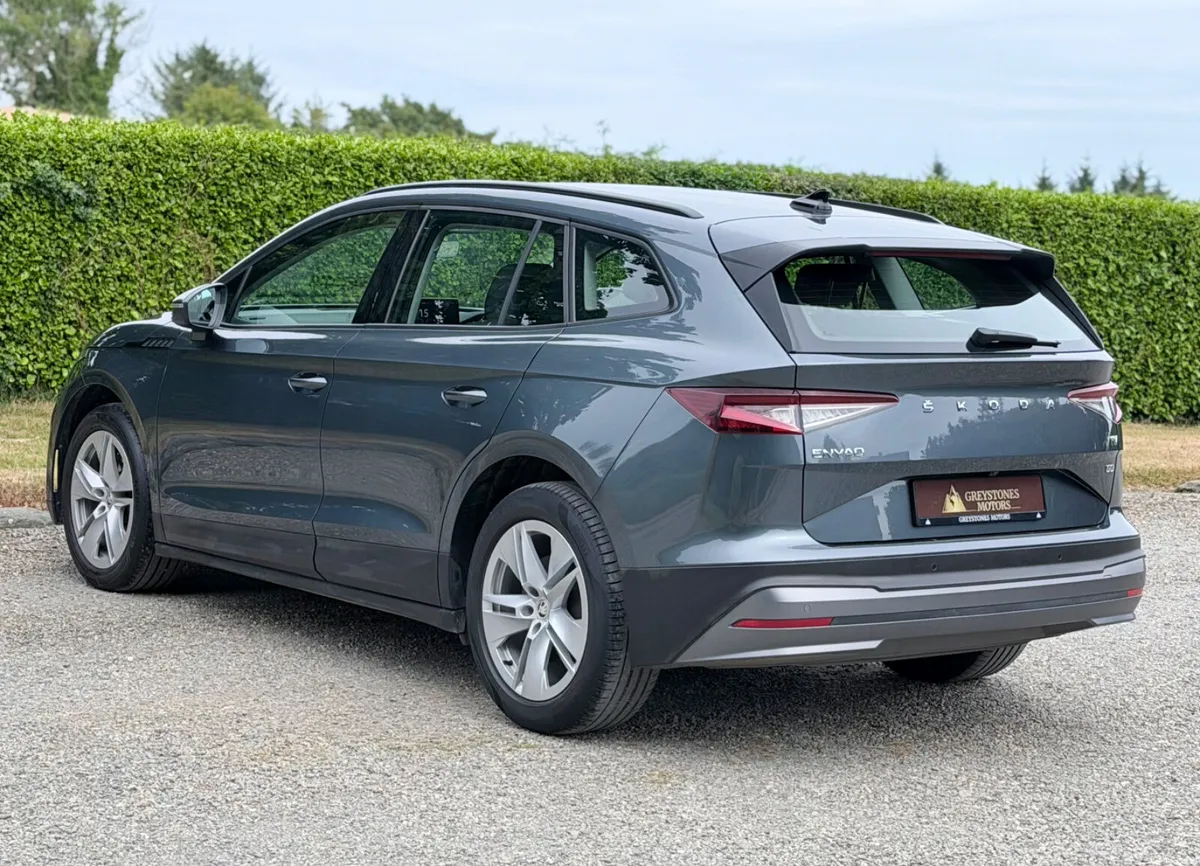22 Skoda Enyaq iV 60 - Heated leather- Full spec - Image 5