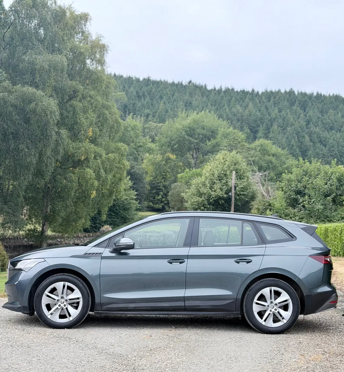 22 Skoda Enyaq iV 60 - Heated leather- Full spec - Image 4