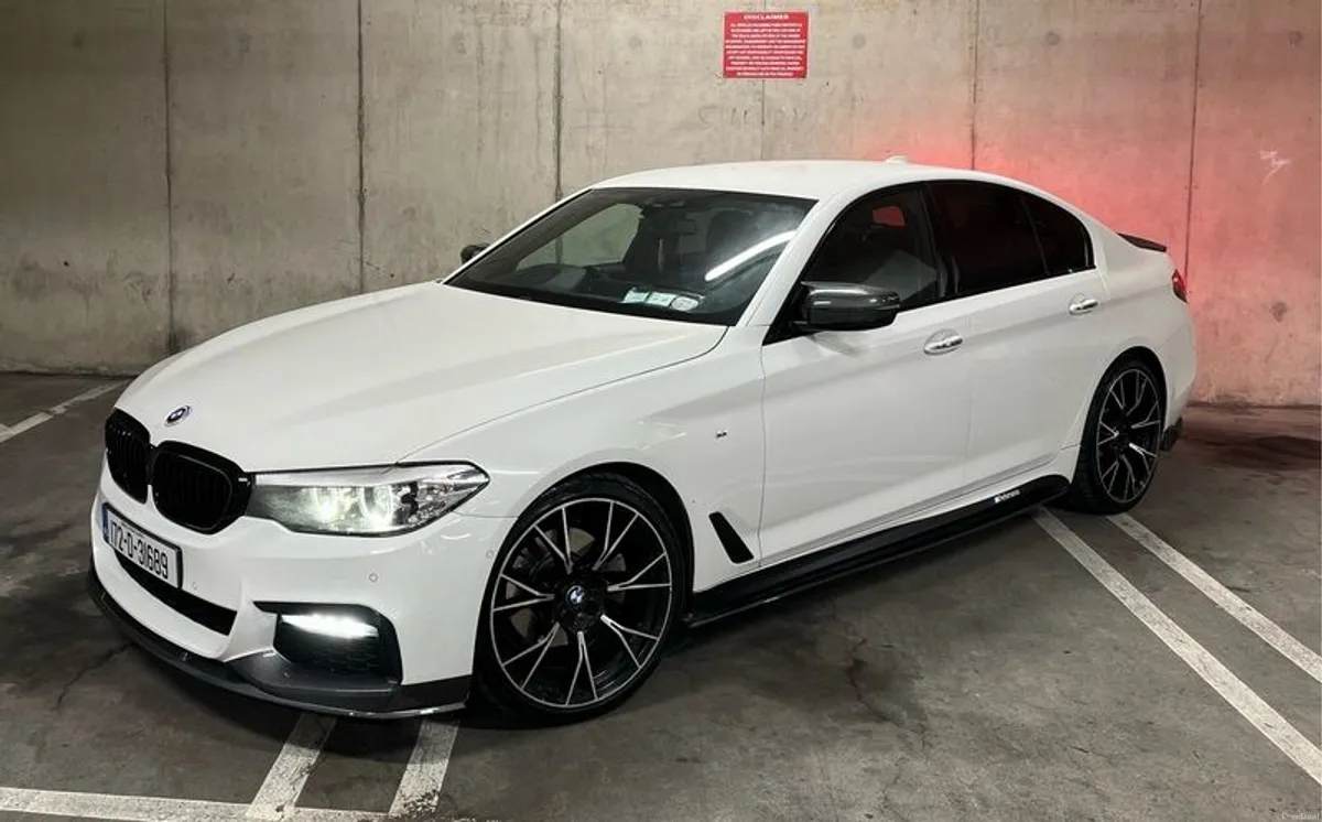 2017 Bmw 5-series - Image 2