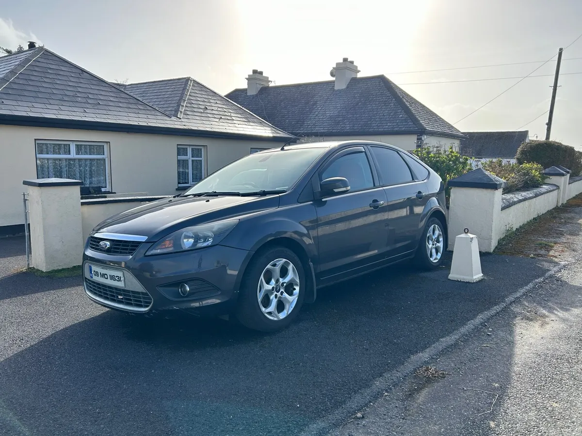 2009 Ford Focus Titanium (+ parts assortment) - Image 1