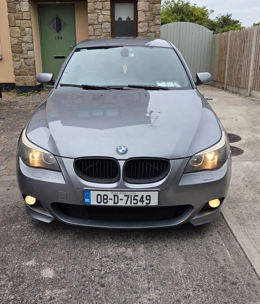 BMW 5-Series 2008 - Image 1