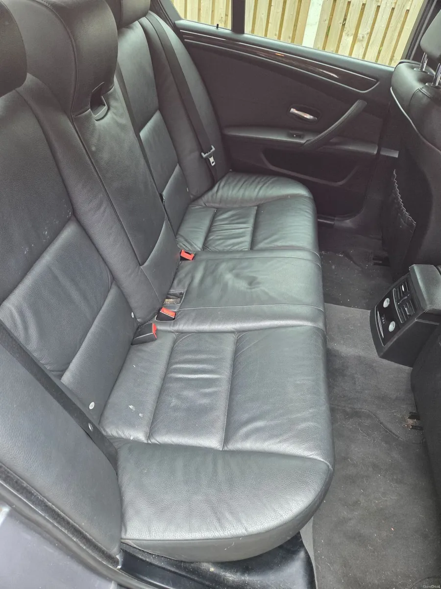 BMW 5-Series 2008 - Image 4