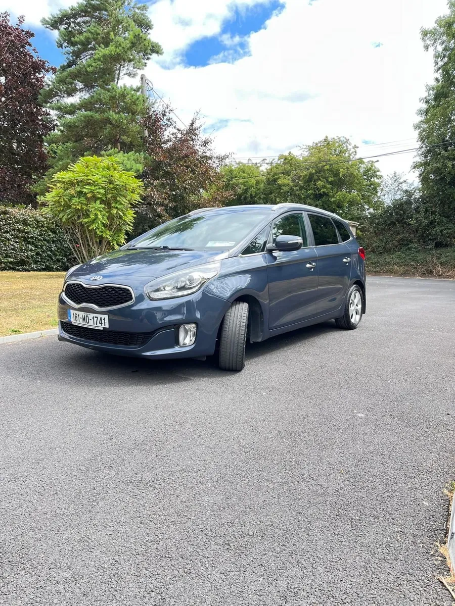 Kia Carens 2016 - Image 1