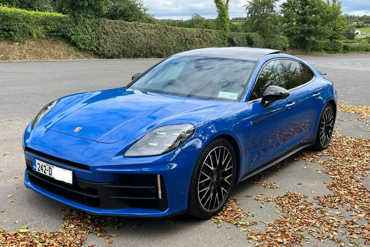 2024 Porsche Panamera 4 E-Hybrid - Image 1
