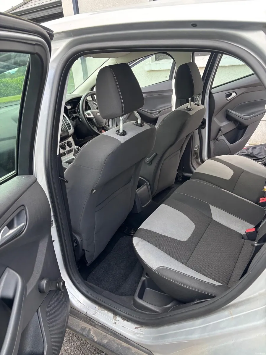 Ford Focus 2012 - Image 6