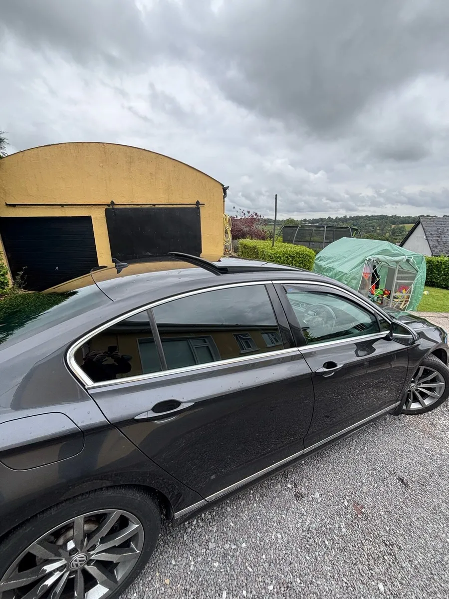 VW Passat R-Line - Image 4