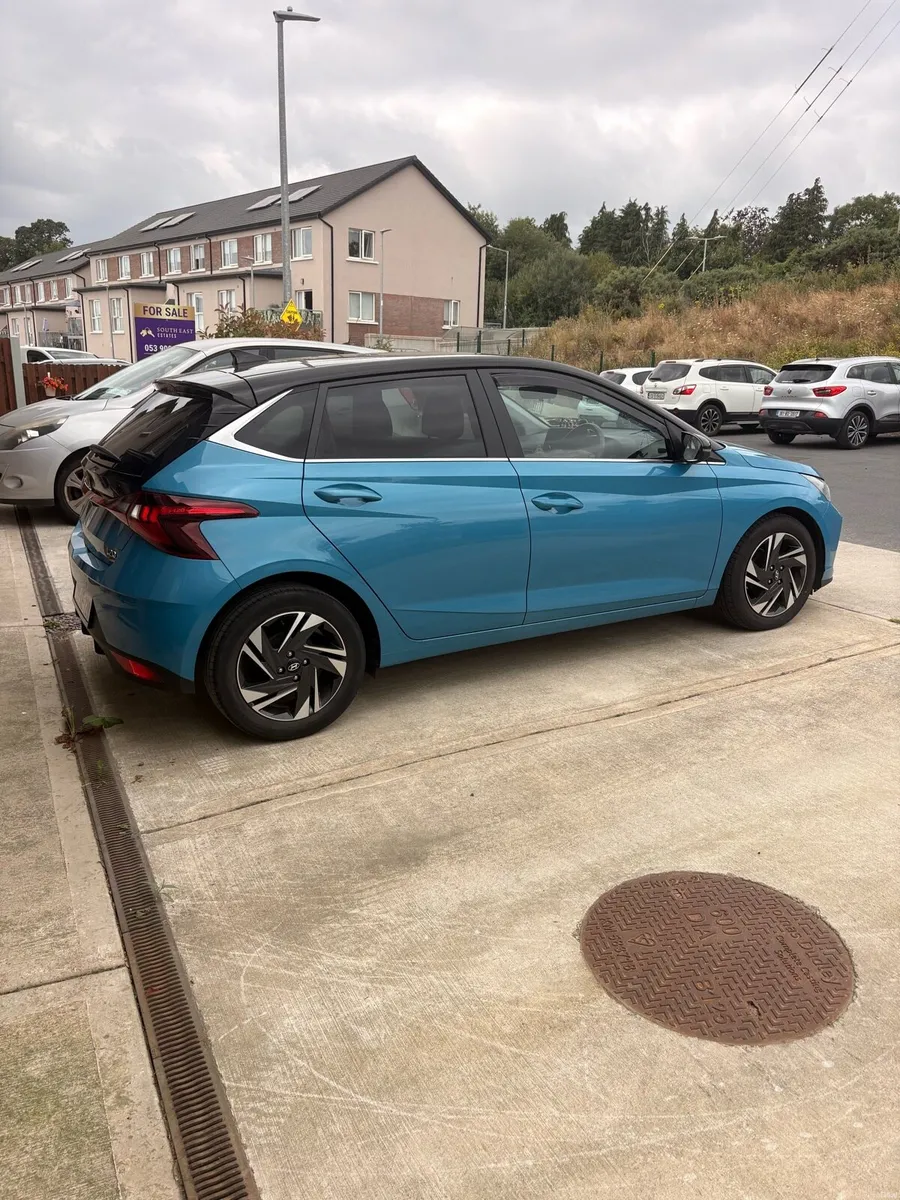 Hyundai i20, Deluxe Plus, 5  Door, 1.2L Petrol - Image 3
