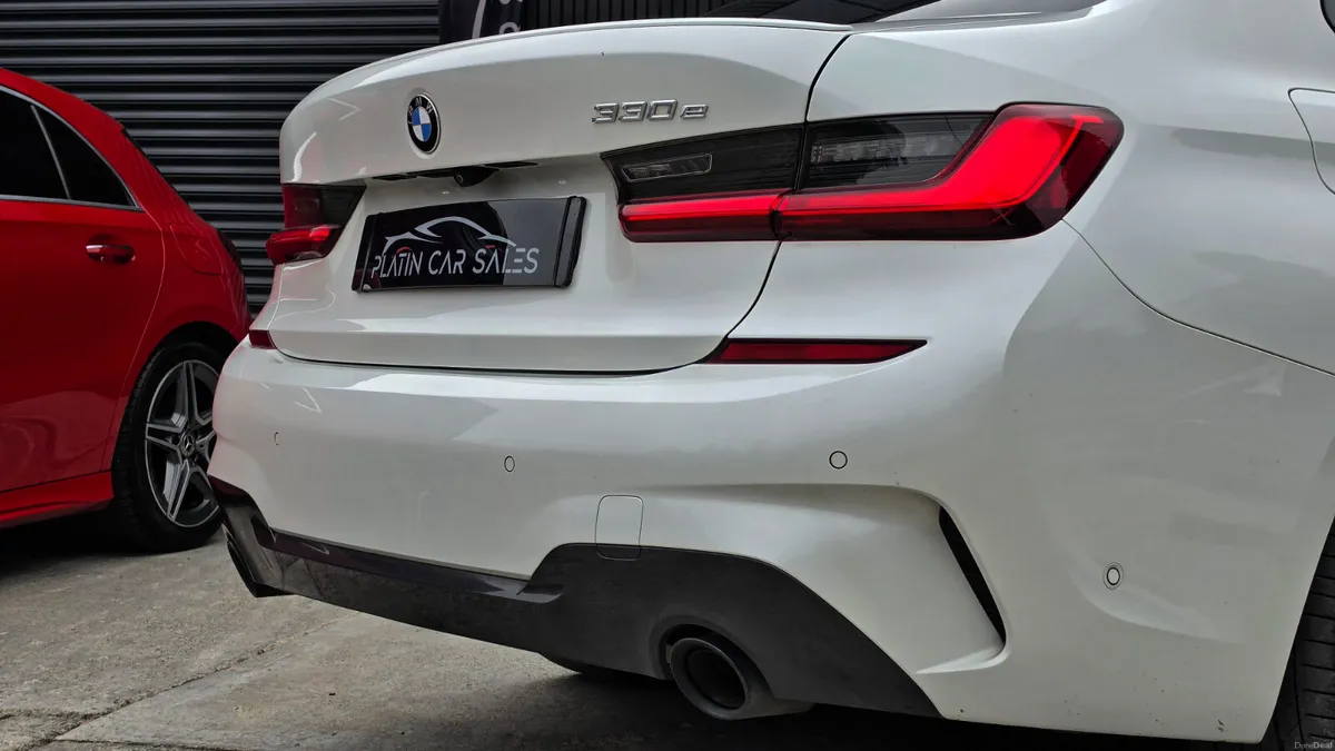 🔥 2020 BMW 330e M-Sport Plus Edition Auto - Image 6
