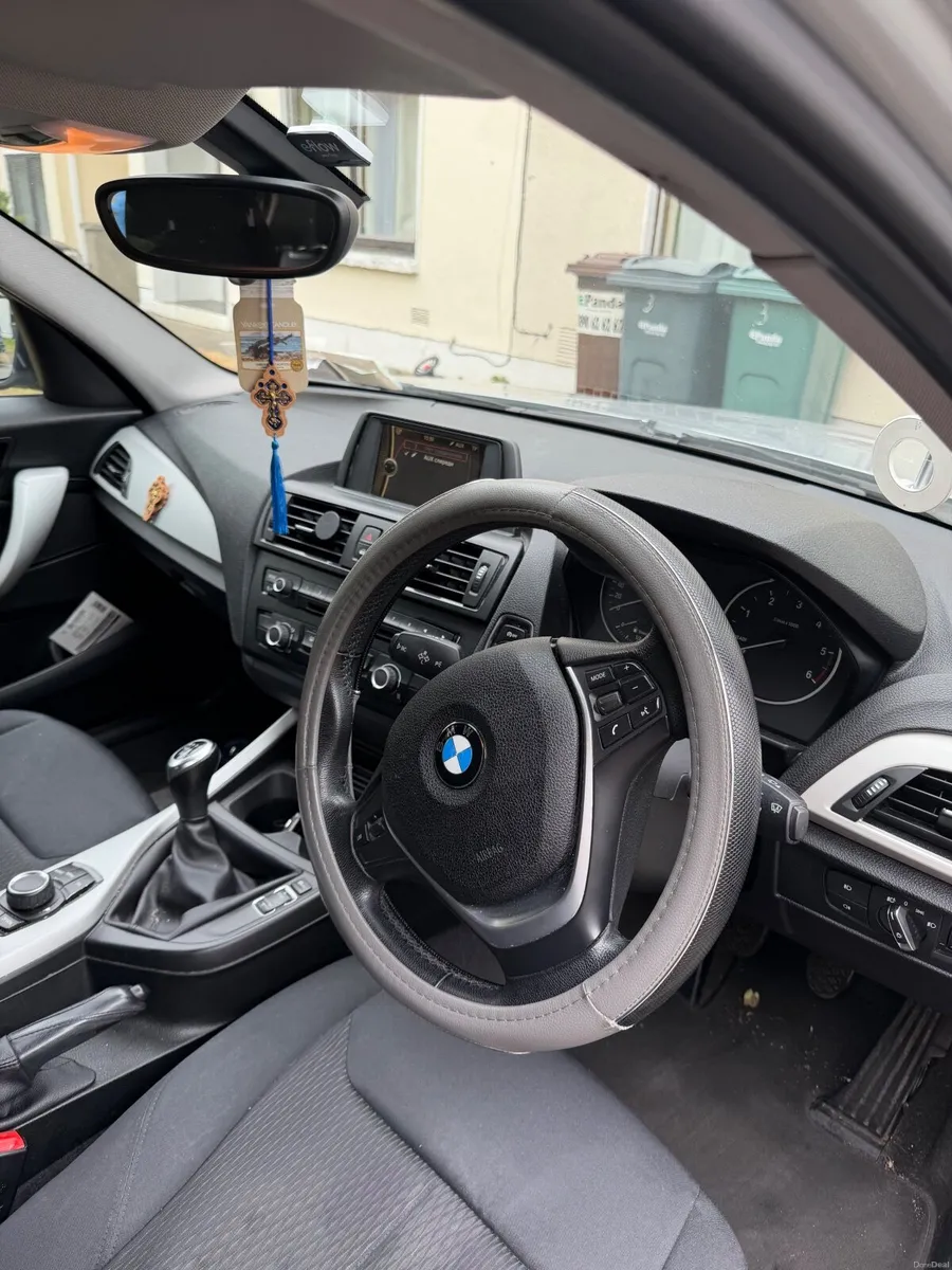 BMW 1-Series 2012 - Image 2