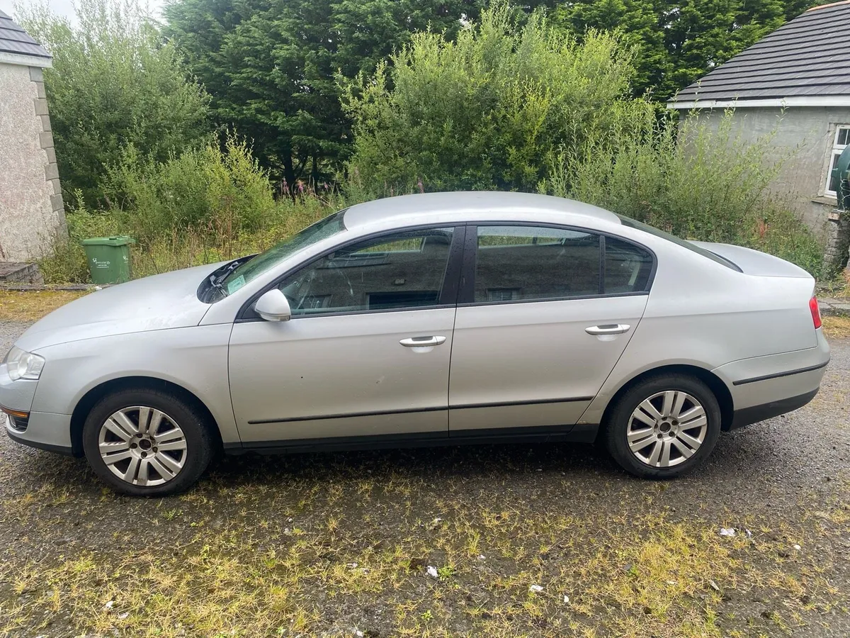 2008 Volkswagen Passat 1.9 diesel - Image 1