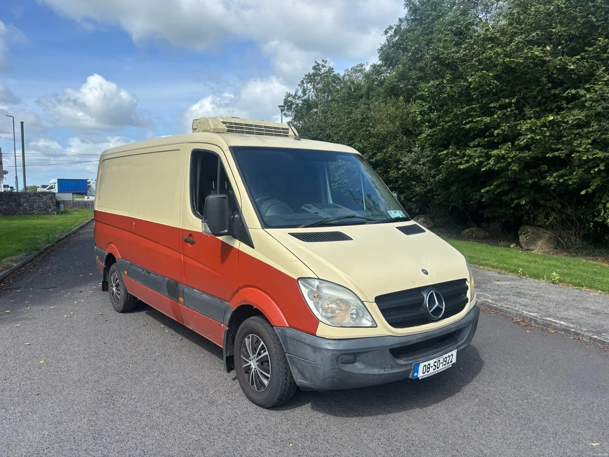2008 Mercedes Sprinter MWB Fridge - Image 1