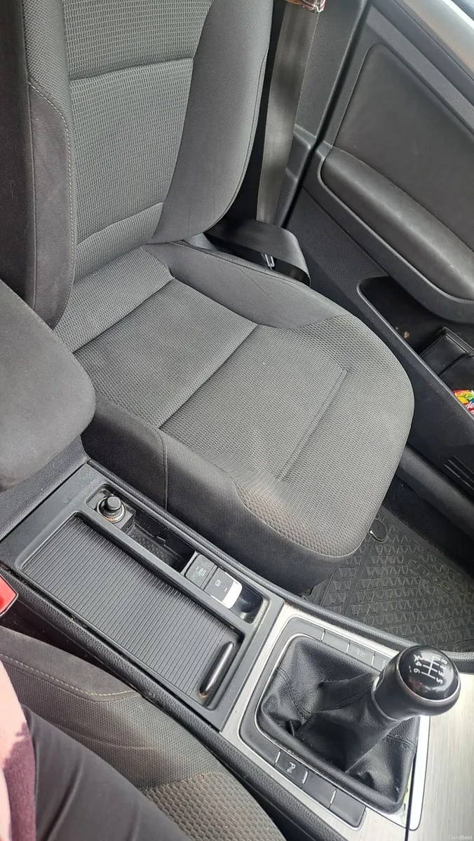Volkswagen Golf 2014 - Image 4