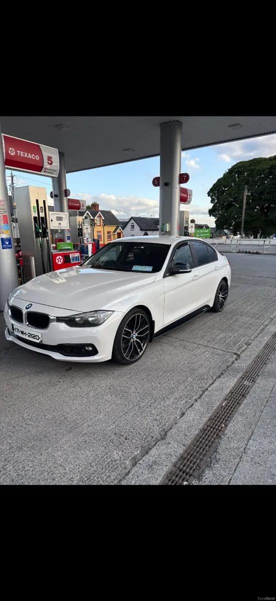 BMW 3-Series 2017 - Image 4