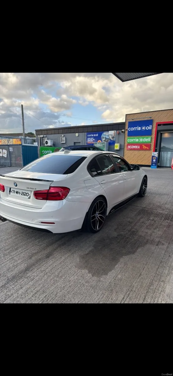 BMW 3-Series 2017 - Image 2