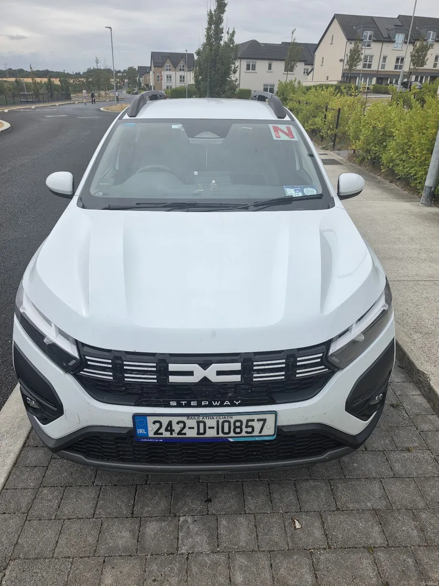 Dacia Sandero Stepway Automatic Wireless AirPlay - Image 1