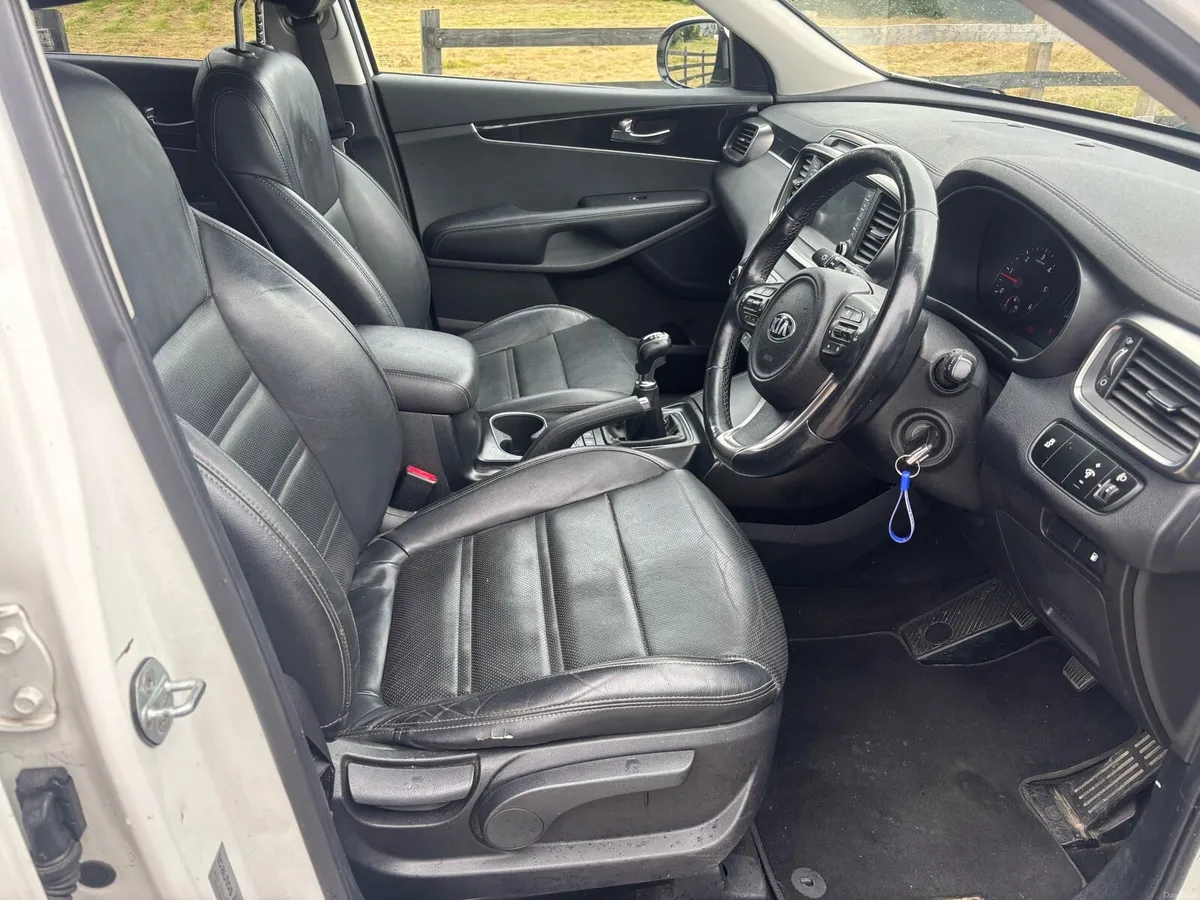 Kia Sorento KX-2 CDRI 4x4 - Image 6