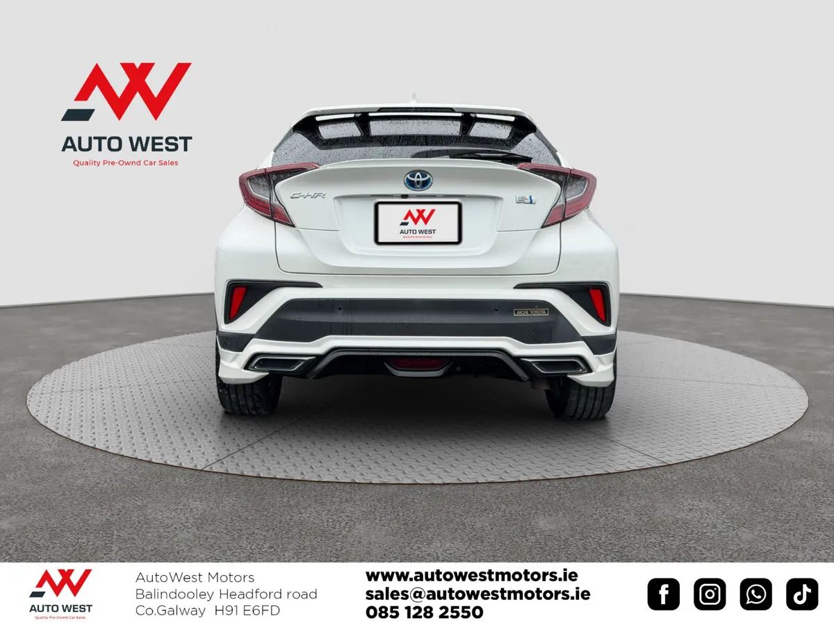 2018 Toyota C-HR Sport Self Charging Hybrid - Image 6
