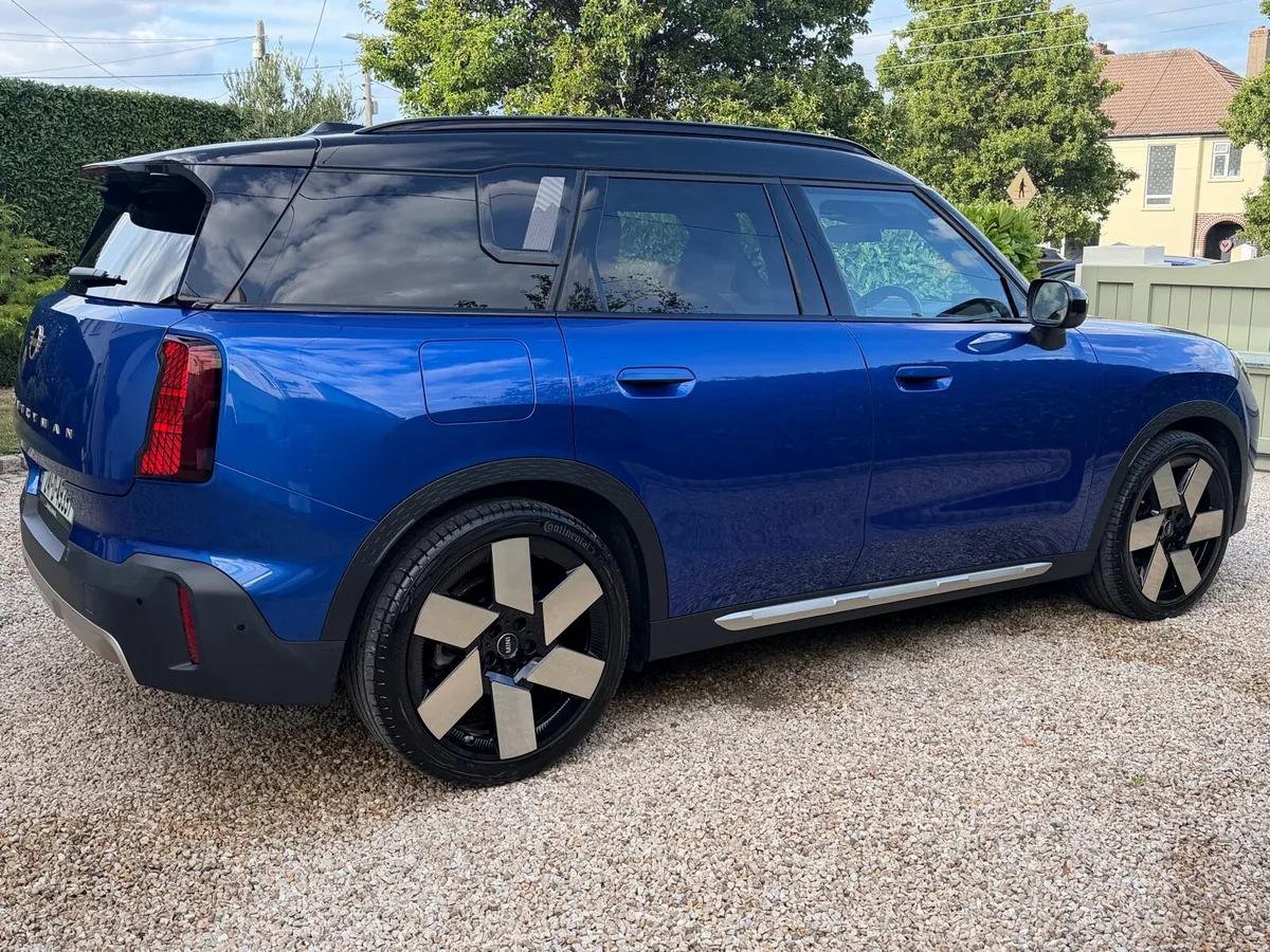 Mini Countryman E - Image 3