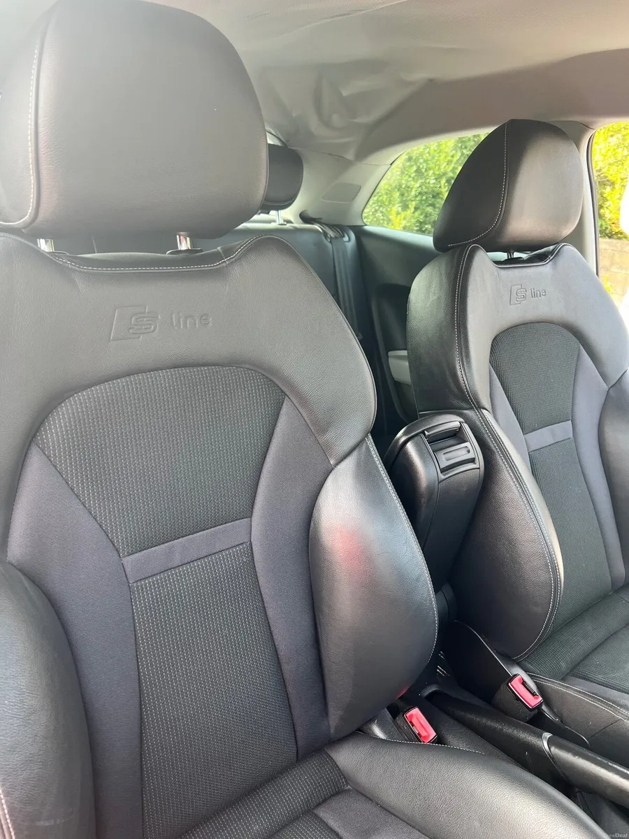 Audi A1 2011 - Image 6