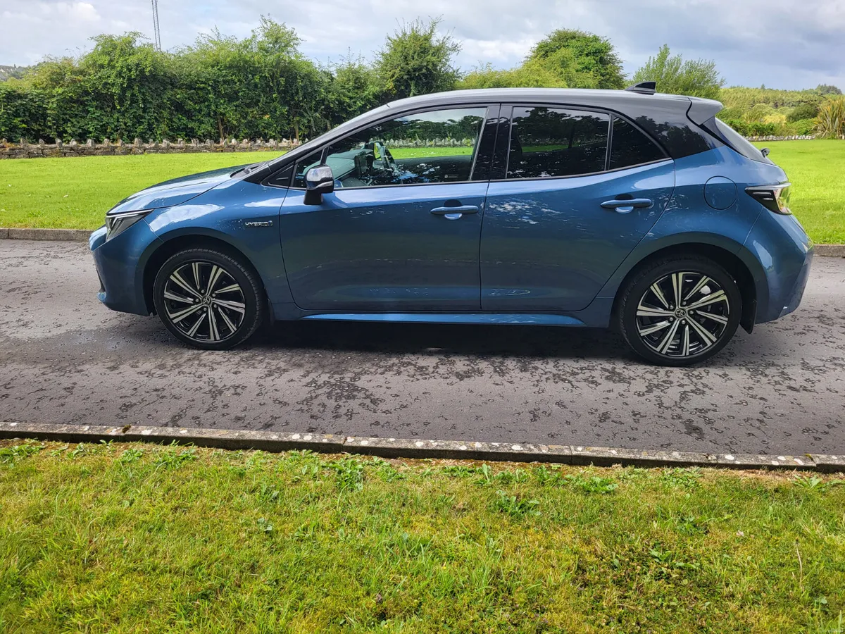 Toyota Corolla  SPORT  HYBRID AUTOMATIC - Image 5