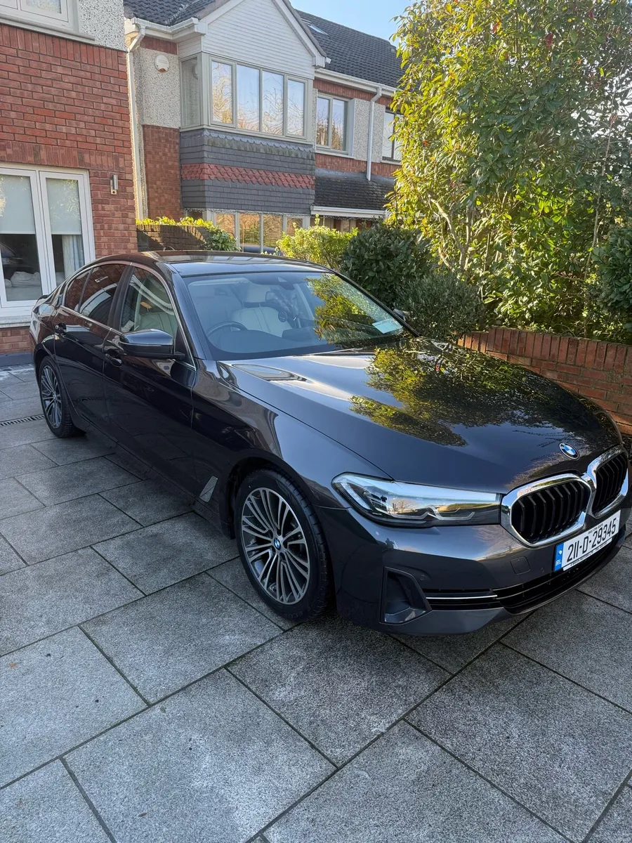 BMW 5 Series - Image 1