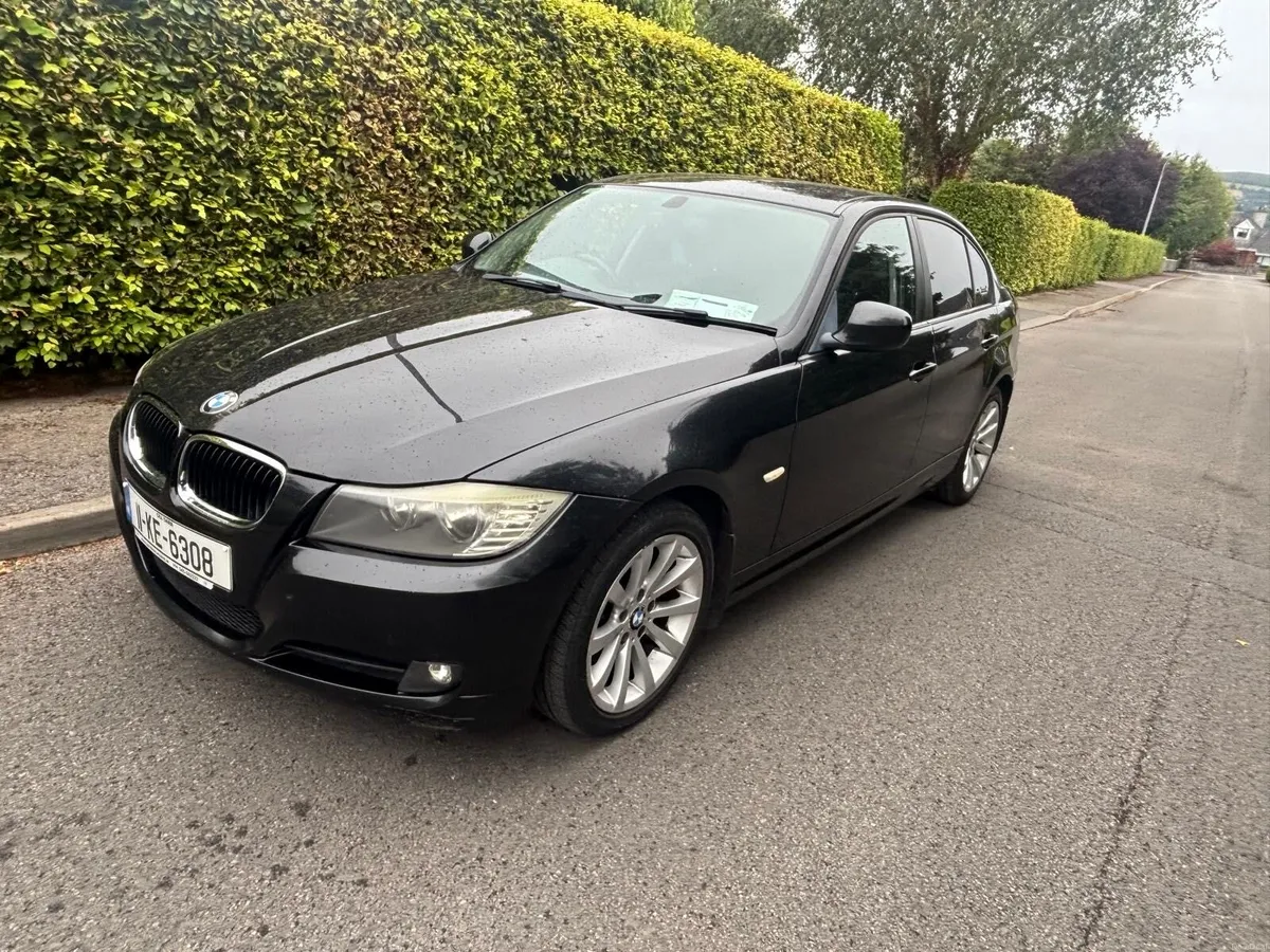 2011 BMW 320d AUTO !! NCT 03/27!! Nice Car!! - Image 1