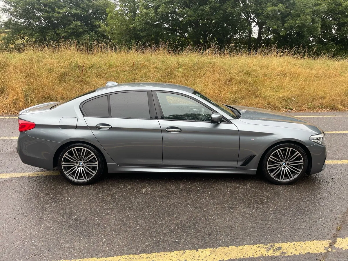 2017 BMW 520 Msport - Image 3