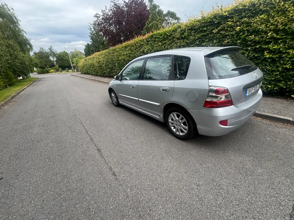 2004 Civic 1.3 LOW MILES !! NCT 08/27 !! 1 OWNER ! - Image 5