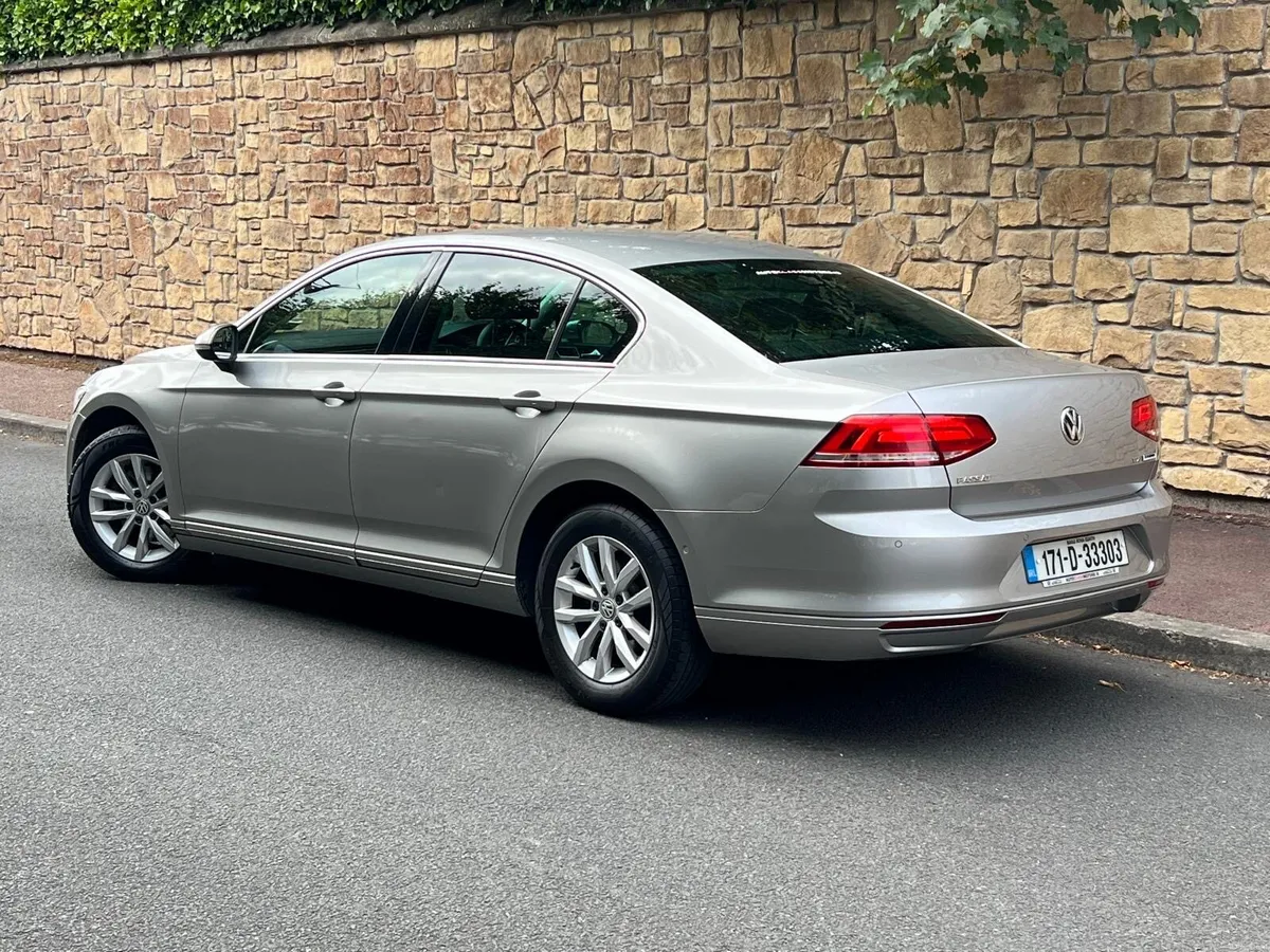 171 VW PASSAT 1.6 DIESEL SAT NAV - Image 4