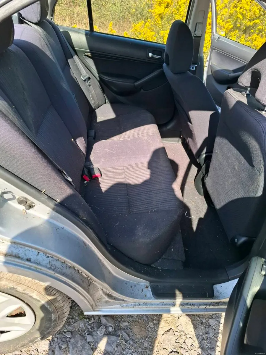 Honda civic - Image 6