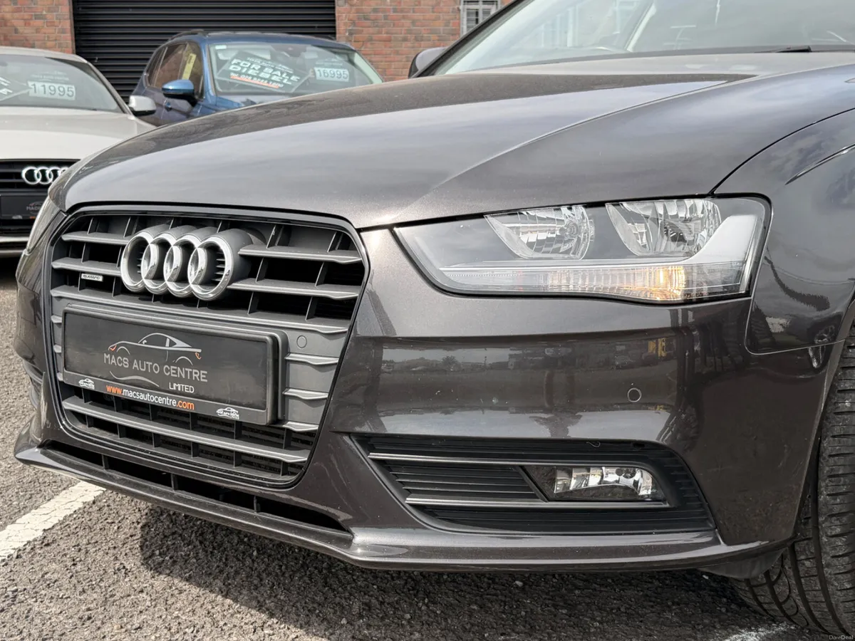 Audi A4 2014 - Image 4