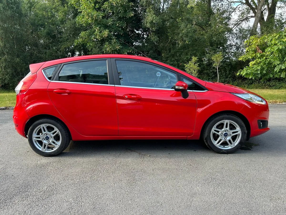 2015 Ford Fiesta Titanium 1.25 - Image 4