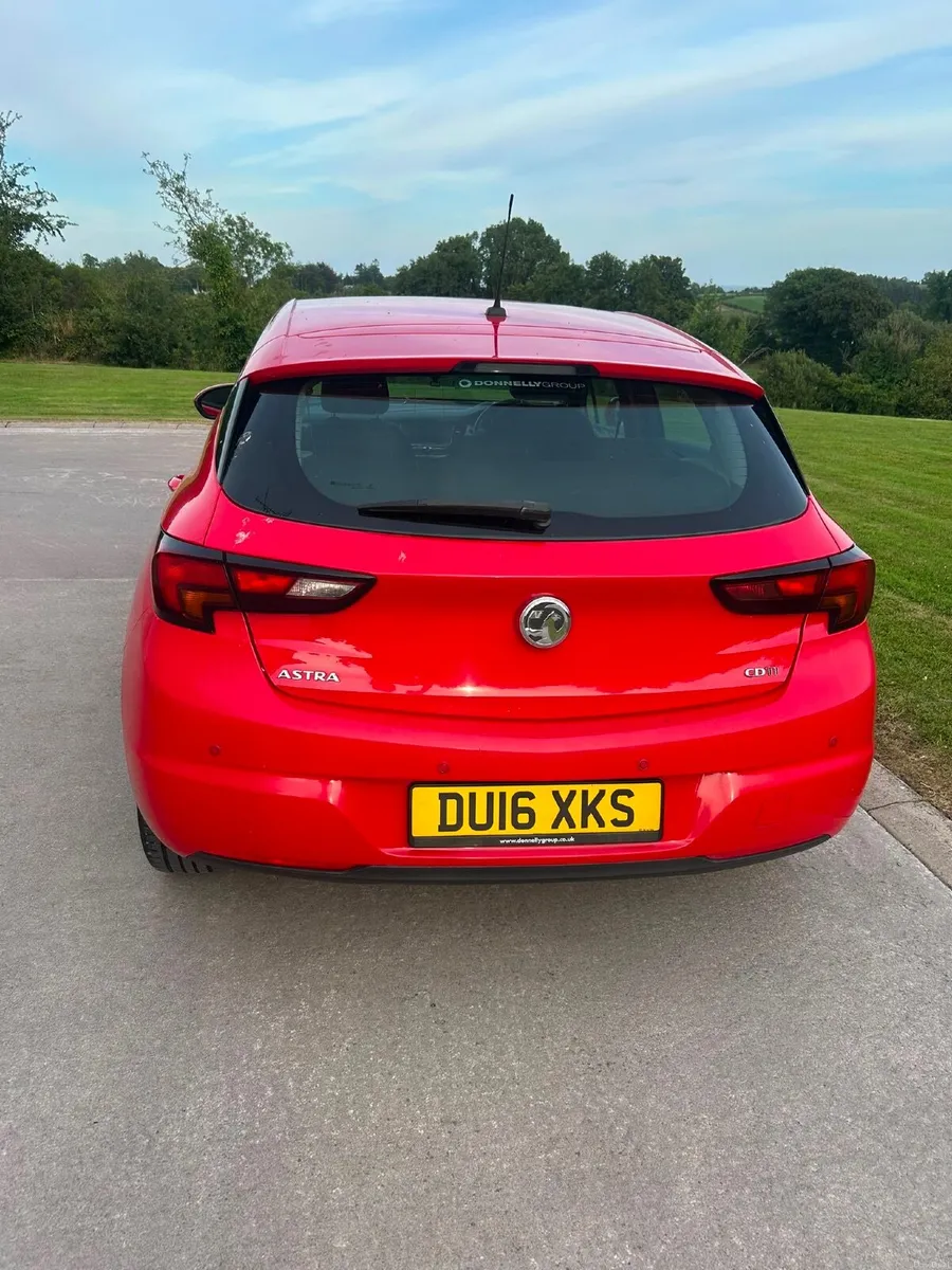Vauxhall Astra 2016 - Image 2