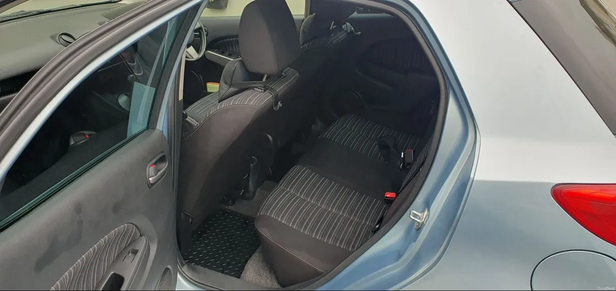 Mazda Demio 2010 - Image 5