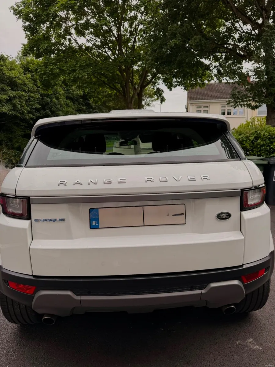 Range Rover Evogue - Image 1