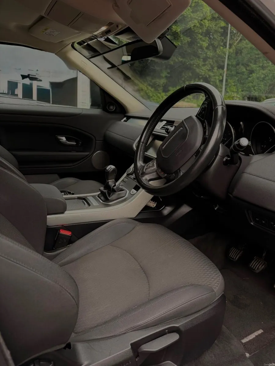Range Rover Evogue - Image 3