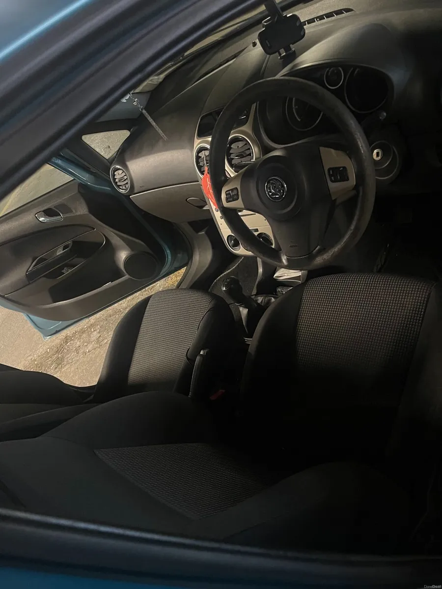 Vauxhall Corsa 2010 - Image 5