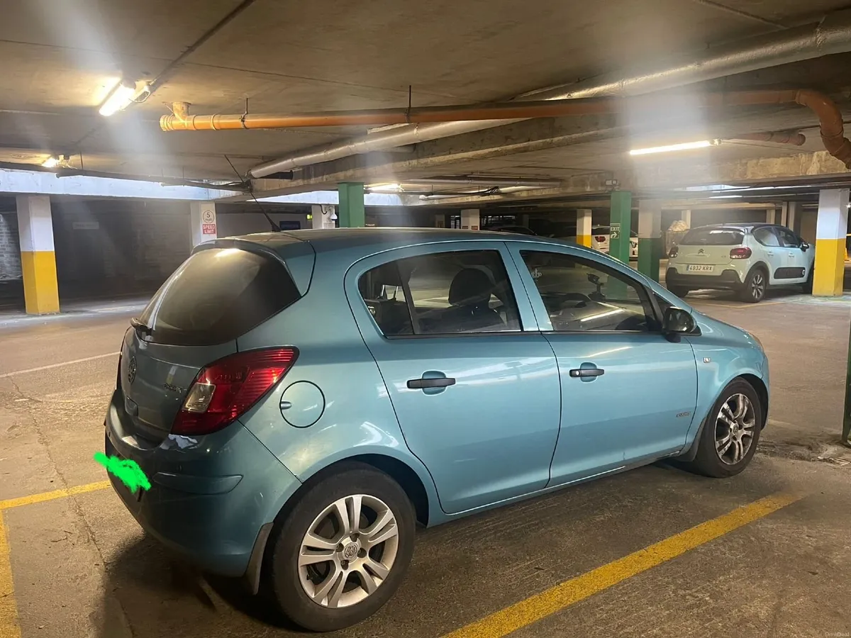 Vauxhall Corsa 2010 - Image 2