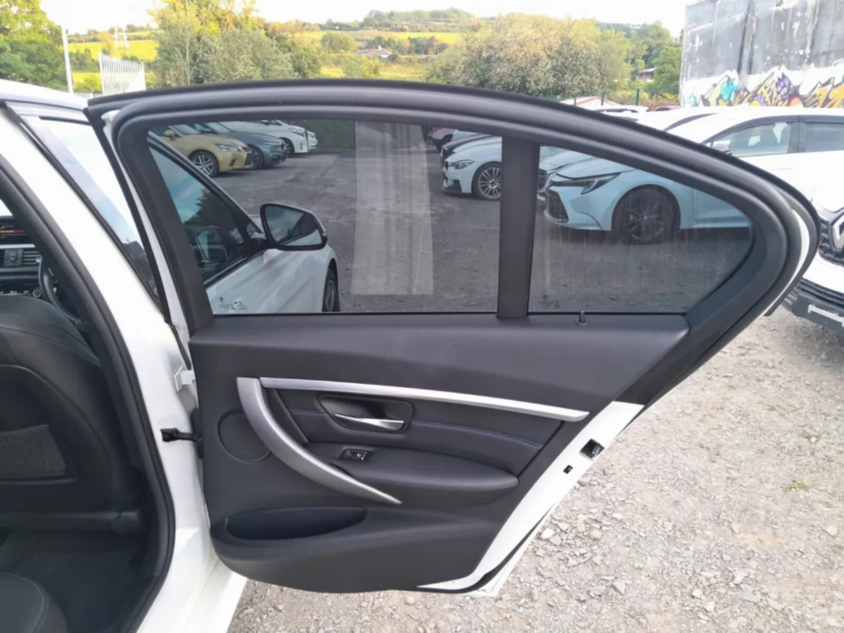 BMW 3-Series M-Sport Shadow ED 330e Plug-In-Hybrid - Image 6