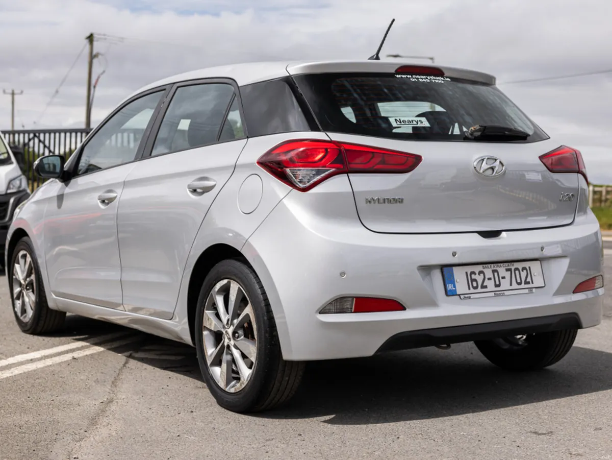 Hyundai i20 DELUXE 5DR - Image 6