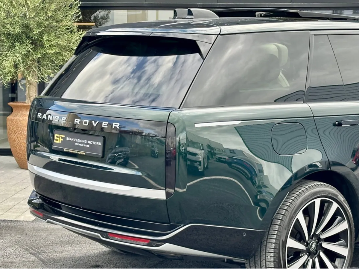 Land Rover Range Rover 3.0 P460E AUTOBIOGRAPHY - Image 5
