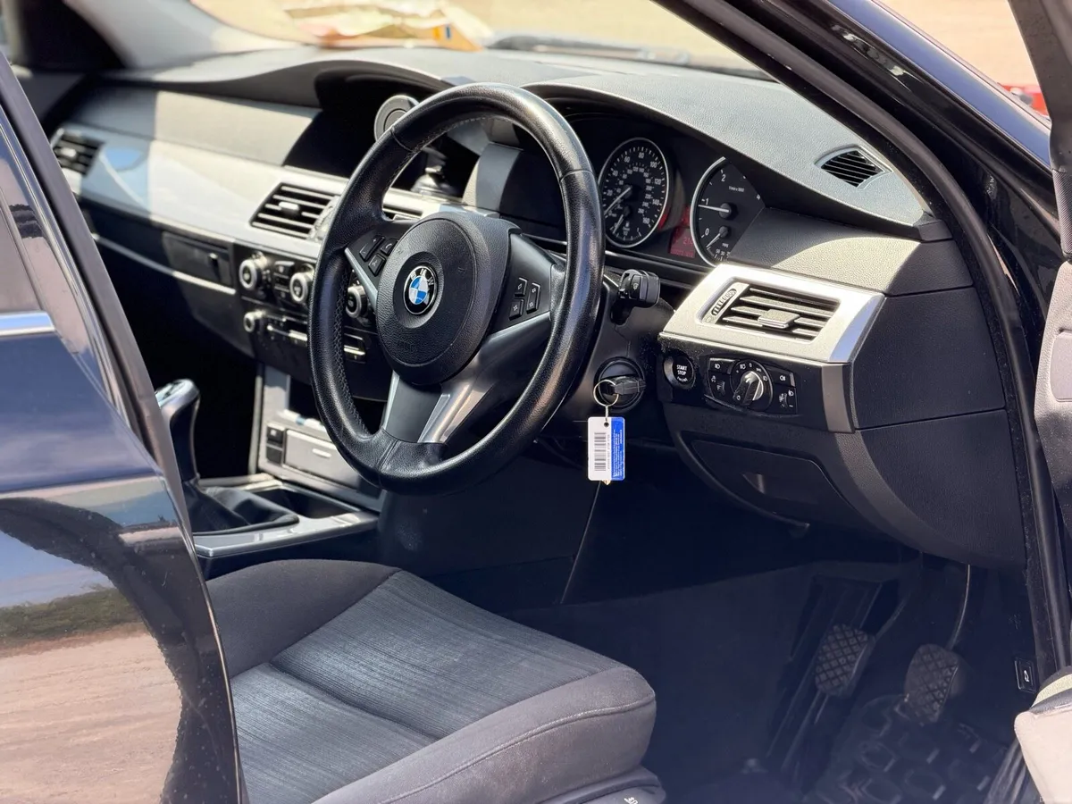 BMW 520 LCI - Image 4