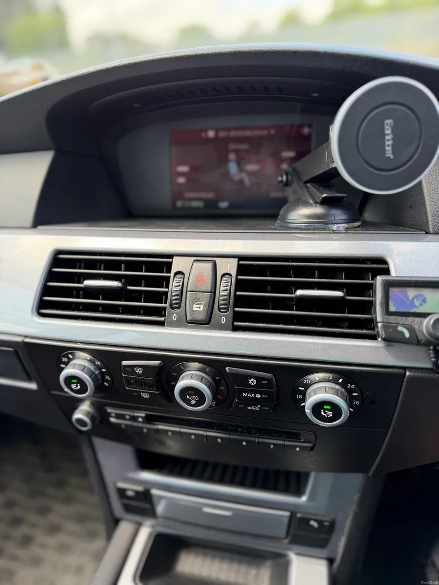 BMW 520 LCI - Image 6