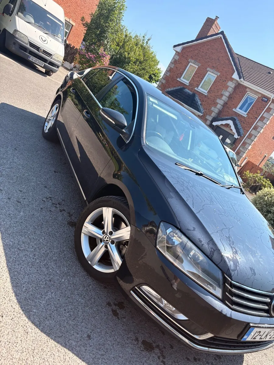Volkswagen Passat 2012 - Image 5