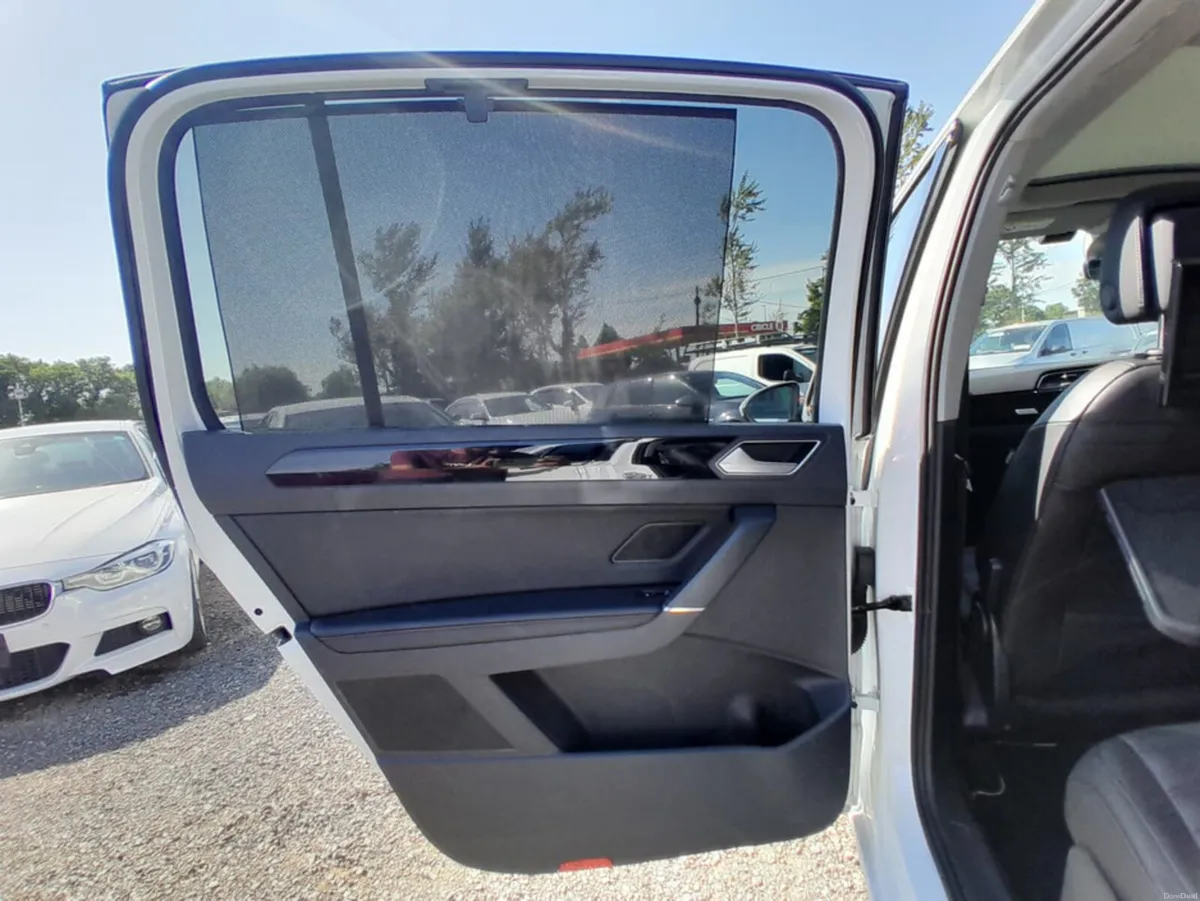 Volkswagen Touran TDI PREMIUM 2.0L Diesel Automati - Image 5