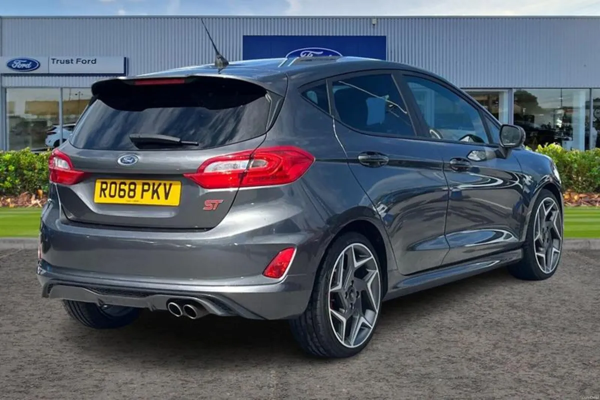 Ford Fiesta 1.5 EcoBoost ST-2 5dr - Image 4