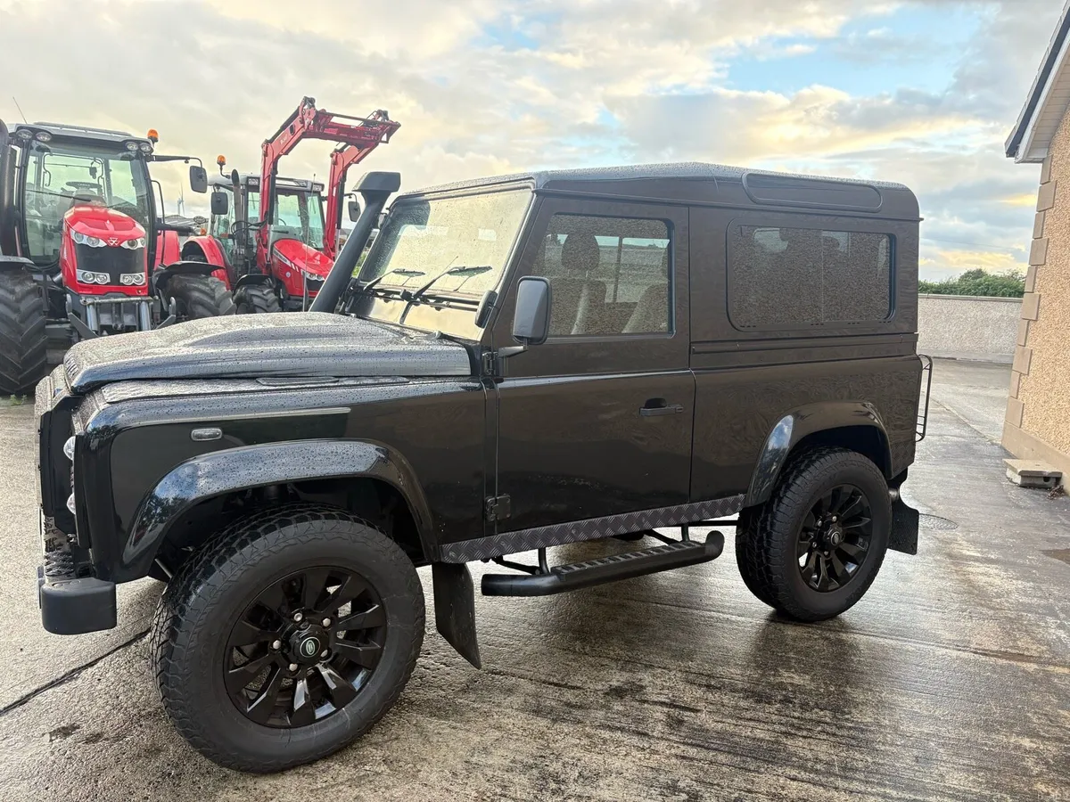 Landrover Defender 90 - Image 2