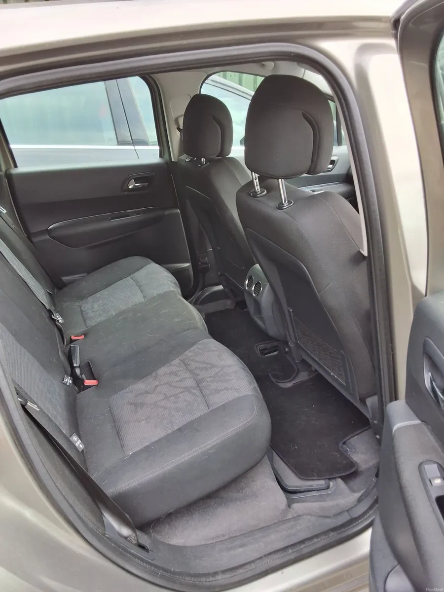 Peugeot 3008 2011 - Image 3