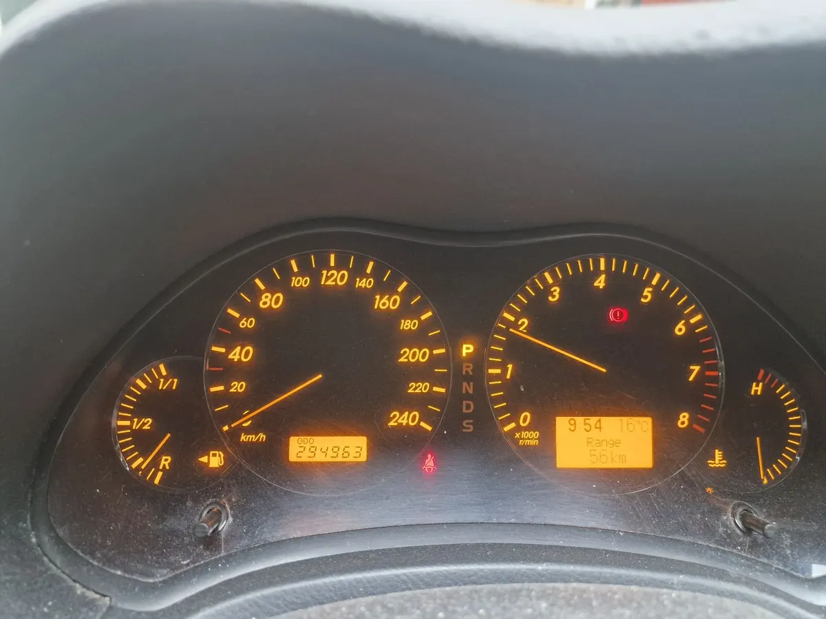 Toyota Avensis 2008 - Image 2
