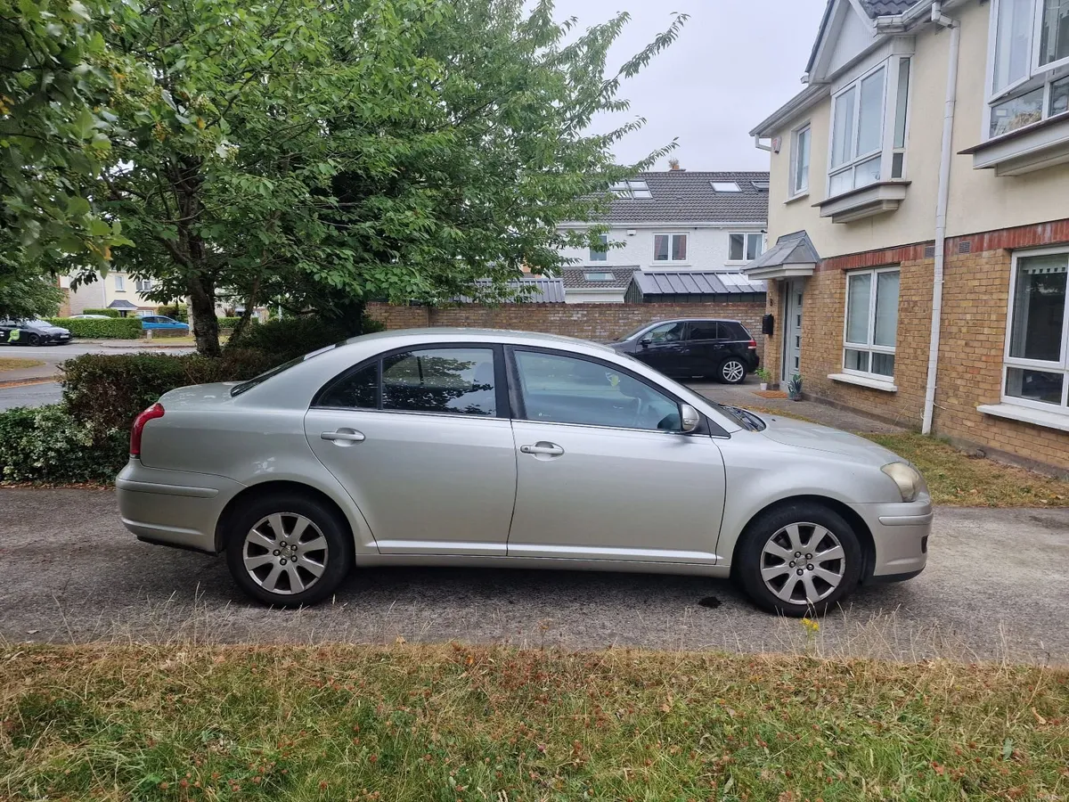 Toyota Avensis 2008 - Image 1
